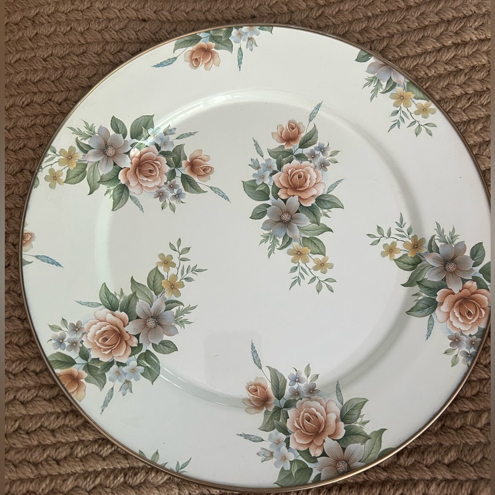 1995 Camp MacKenzie-Childs rose and cream enamel 12” plate